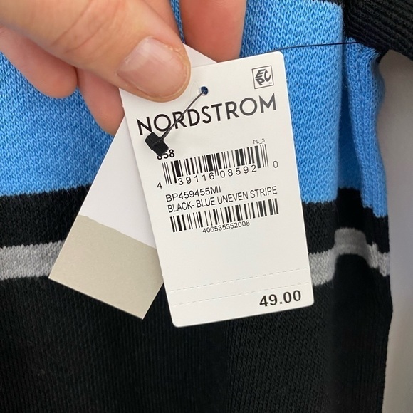 𝅺bp NWT Blue and Black pull over quarter zip small - Picture 3 of 6